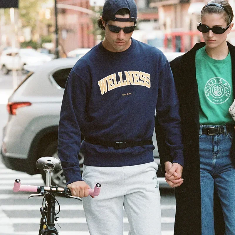 

Теплая спортивная и богатая оздоровительная толстовка с буквенным принтом для женщин