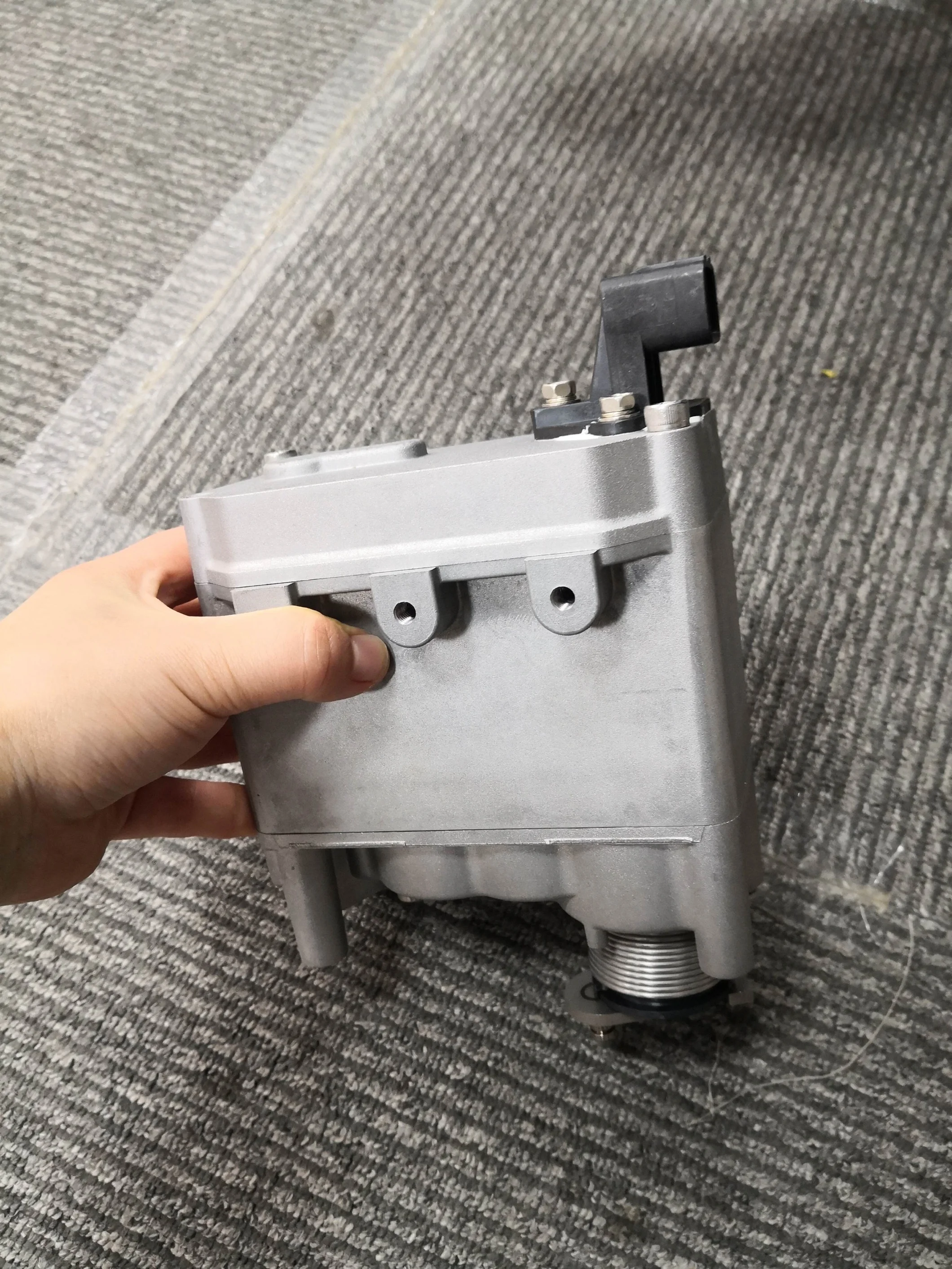 GT4082KLNV الجديد للمشغل الكهربائي التوربيني لهينو J08E 7.7L 754998 -0042 812905 -0005 820614 -0005 12 فولت