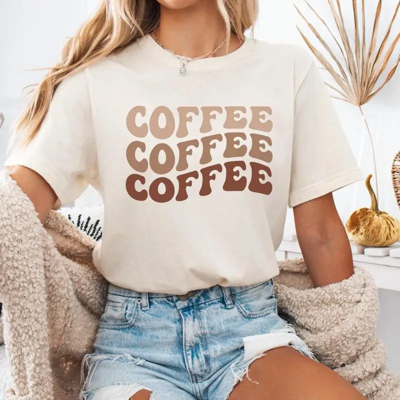 

Футболка Coffee Lover Addict для мамы, бабушки, но первого ретро