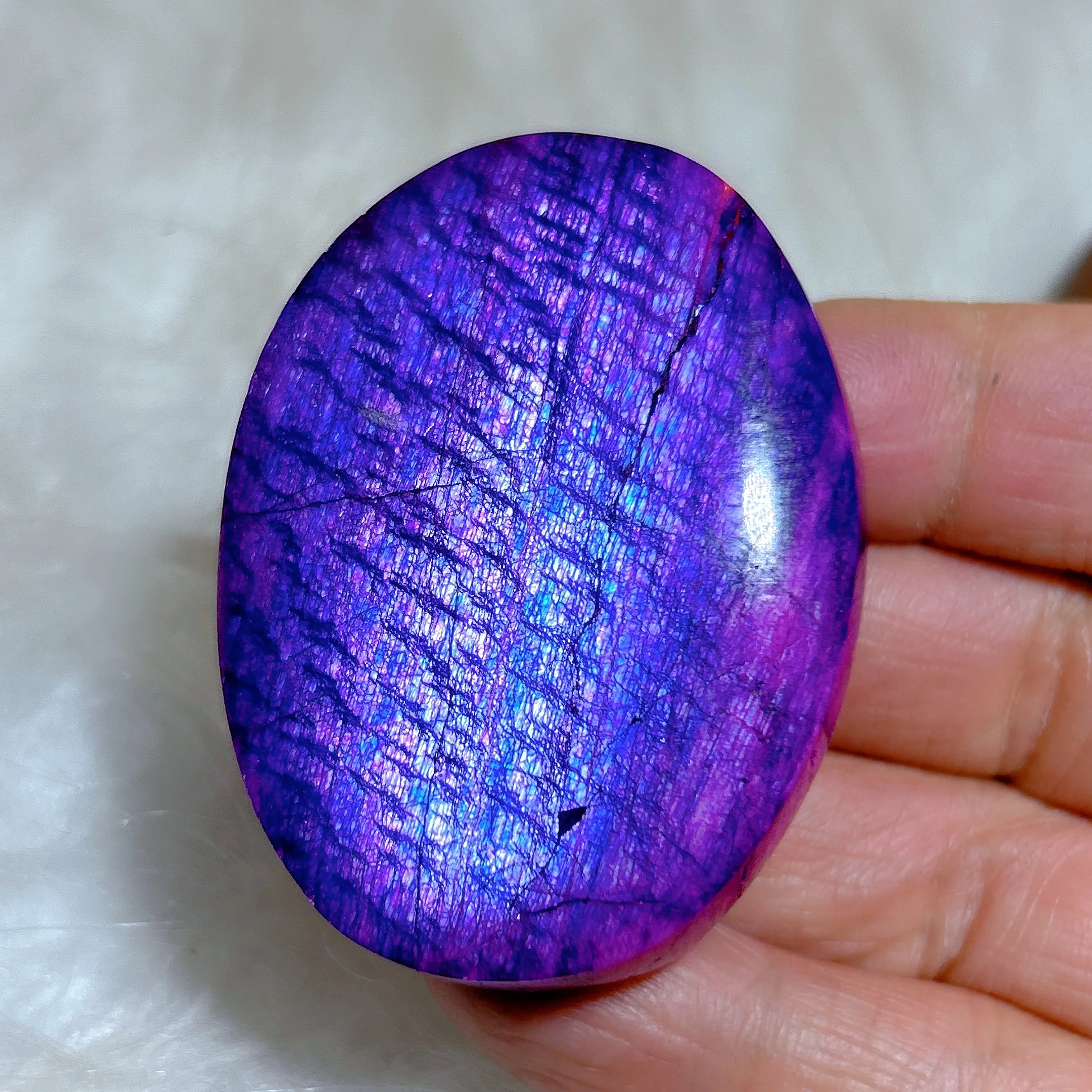 شفاء جودة عالية الكريستال الطبيعي الأرجواني البنفسجي قوس قزح Moonstone النخيل بالجملة الأحجار الكريمة خام الريكي ديكورات المنزل الهدايا