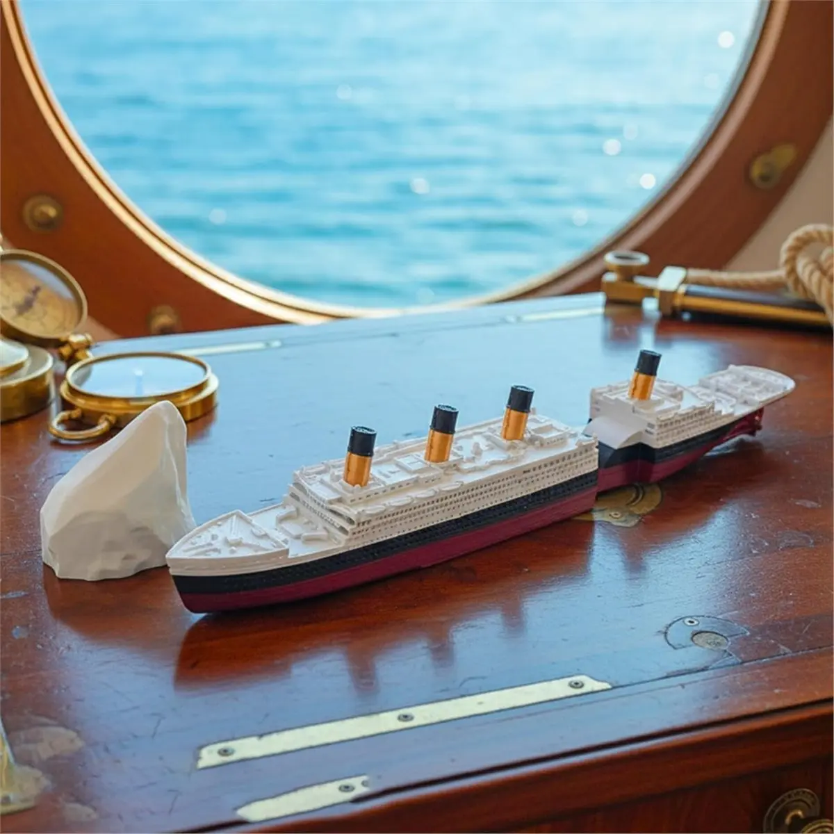 brinquedo-de-banho-titanic-dividido-realista-em-meio-brinquedo-de-piscina-topper-titanic-barco-titanic-quebravel-historico-e-preciso