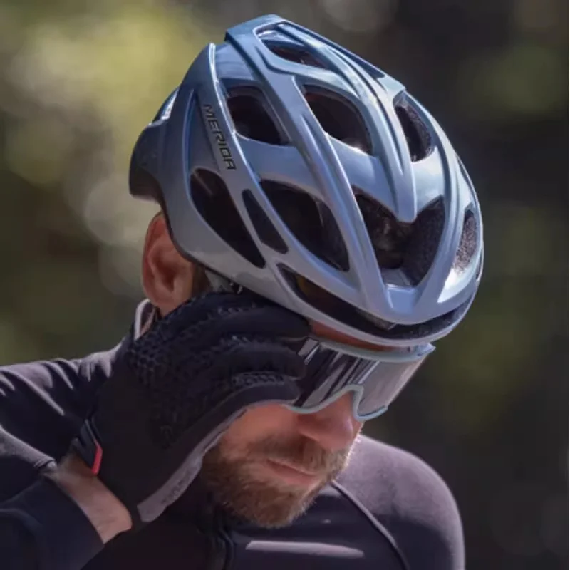 Merida Bicycle Riding Windbreaker Helmet Men\'s Summer MTB Road Bike TK001
