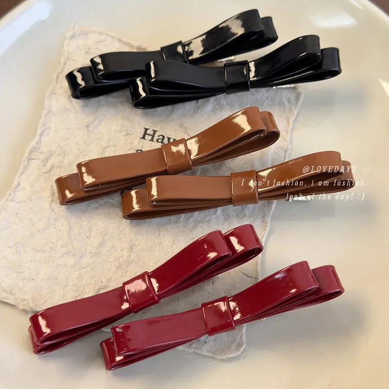 

Cute Red Black Double Layer Leather Bow Duckbill Hair Clip Women Versatile Stylish Side Barrettes Non Slip Daily Wear Essentials