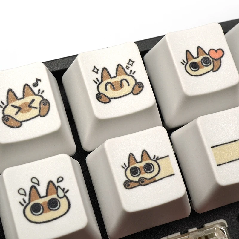 

1 Pcs Cute Cartoon Cat Key Cap Heat Sublimation OEM R4 Height PBT Keyboard Cap Opaque for MX Switch