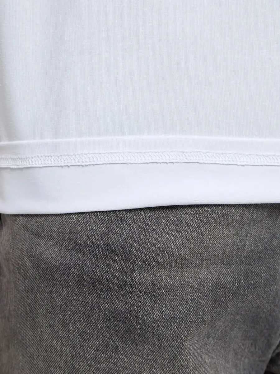 تي شيرت نسائي من High Street - قطن عضوي مطبوع عليه زهور بيضاء #6