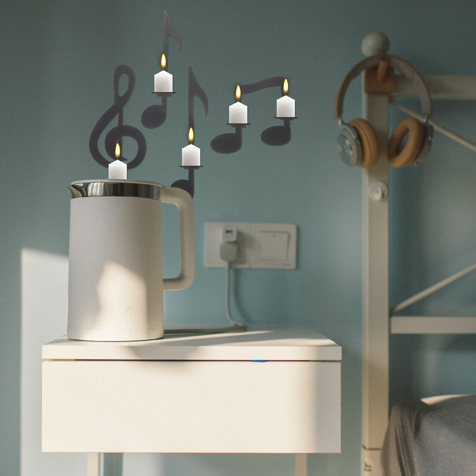 

4Pcs Creative Music Notes Wall Holders Metal Hanging Sconce Decor for Cozy Home Ambience Bedroom Living Room Dining Space