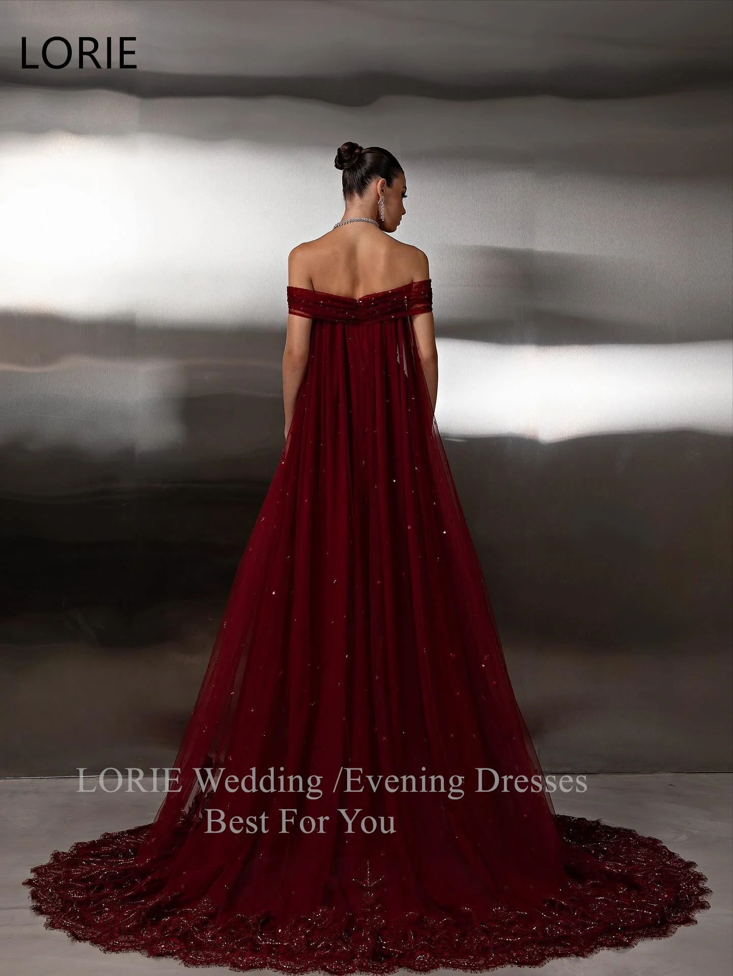 LORIE ชุดเดรสปาร์ตี้สีแดงสุดหรู ประดับเลื่อม ชุดราตรีออกงานแบบเปิดไหล่ จับจีบยาวกรอมพื้น ชุดราตรีออกงานแบบสั่งตัดได้