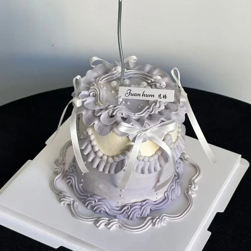 Vintage Girl Cream Simulation Cake Model Fake Birthday Cake Mold Ornaments Window Sample Display Wedding Decor Shooting Props