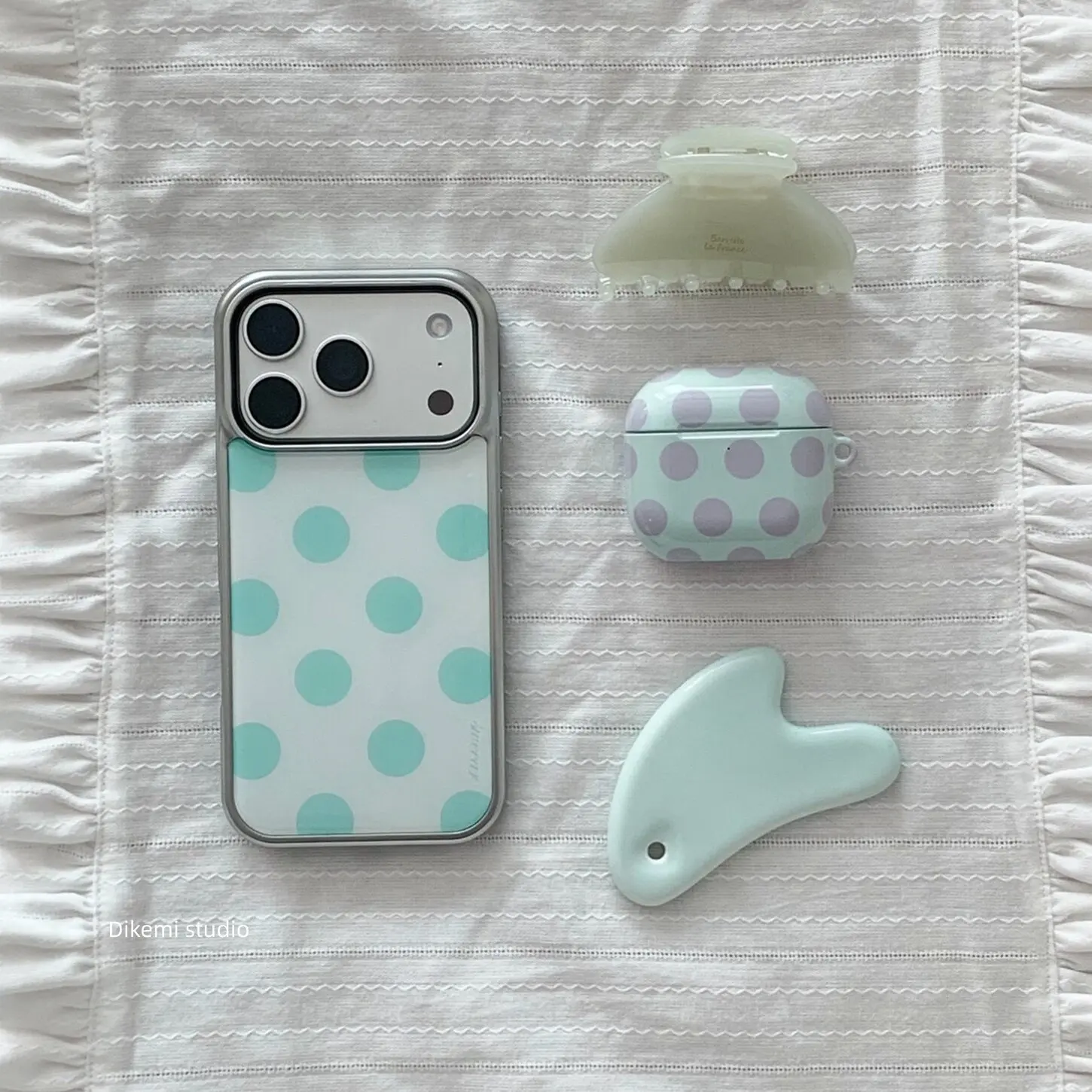 Korean Y2K Minimalist Versatile Mint Green Polka Dot Cartoon Cute Phone Case For iPhone 17 16 15 14 13 12 11 Pro Max Plus Cover
