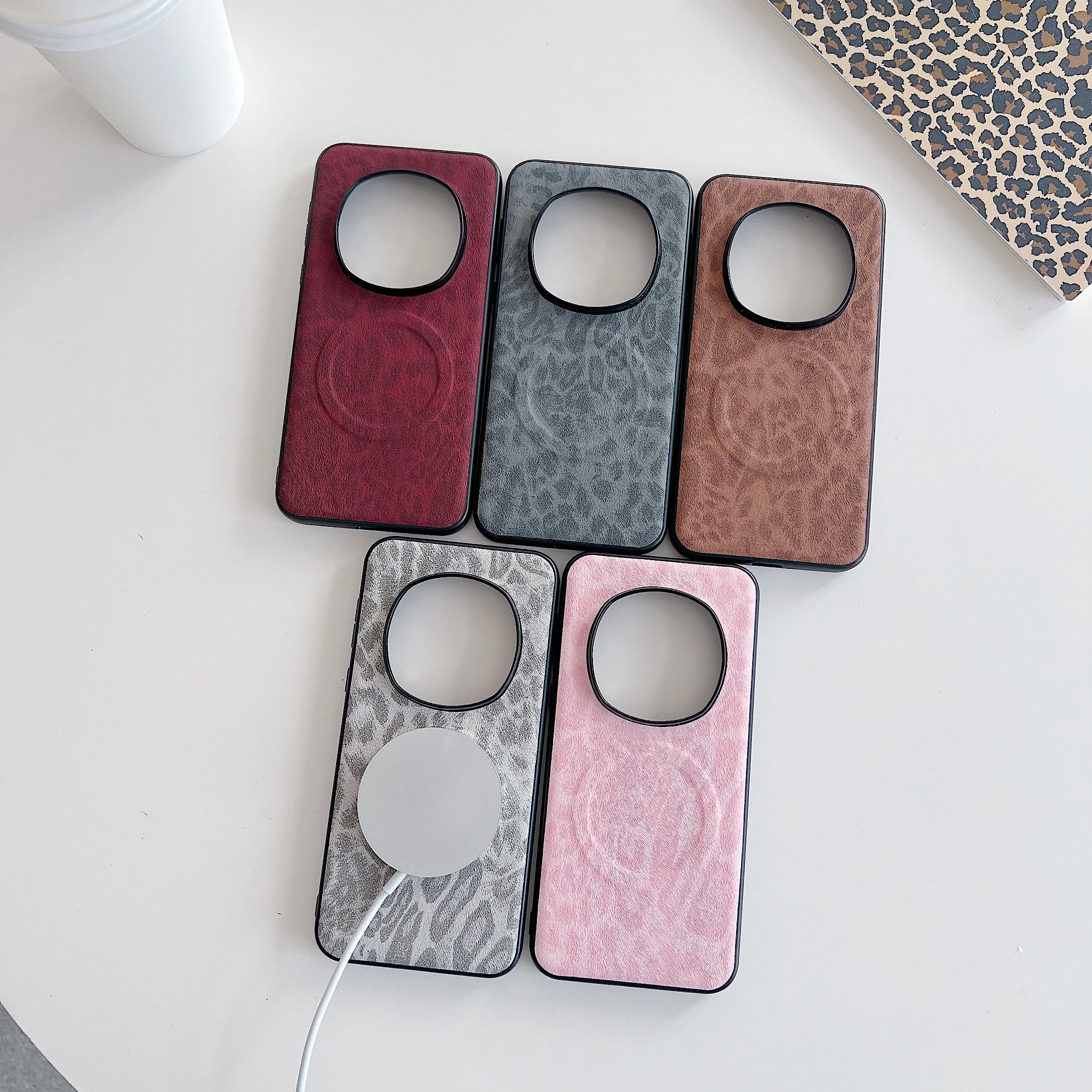 Wireless Charging Magnetic Leopard Pattern Leather Case For Honor Magic 7 Pro Magic6 Pura 70 Ultra, Slim Matte Hard Phone Cover