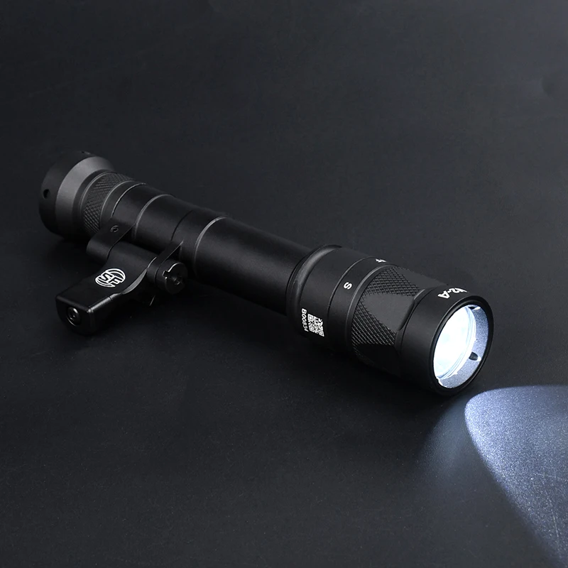 Airsoft tactical Surefir M600 Tactical Flashlight M640 Weapon Scout Light High Power Hunting Lamp for Mlok Keymod 20mm ar15light