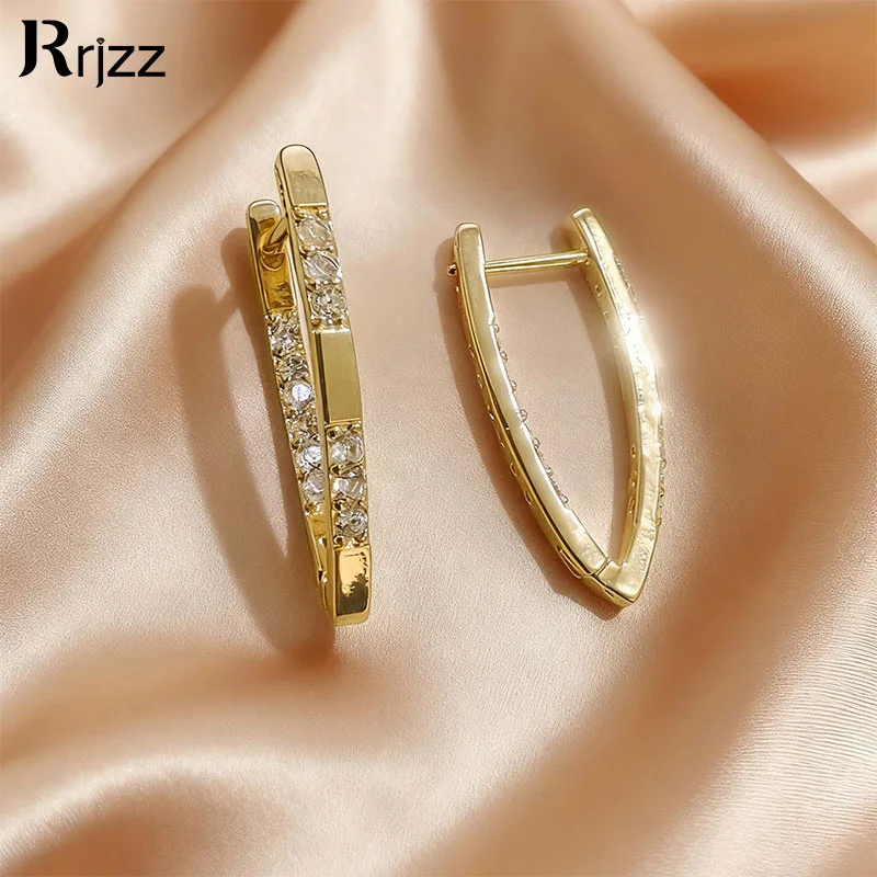 Rrjzz Sparkling D-Color Full Moissanite V-shaped Geometric Clip Earrings for Women Lab Imitation Diamond Earrings Jewelry Gifts
