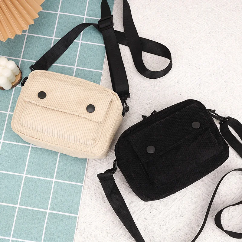 

Trendy Button-detail Women's Shoulder Bag for Daily Use Commute Stylish Multi-color Lightweight Casual Functional Crossbody Bag