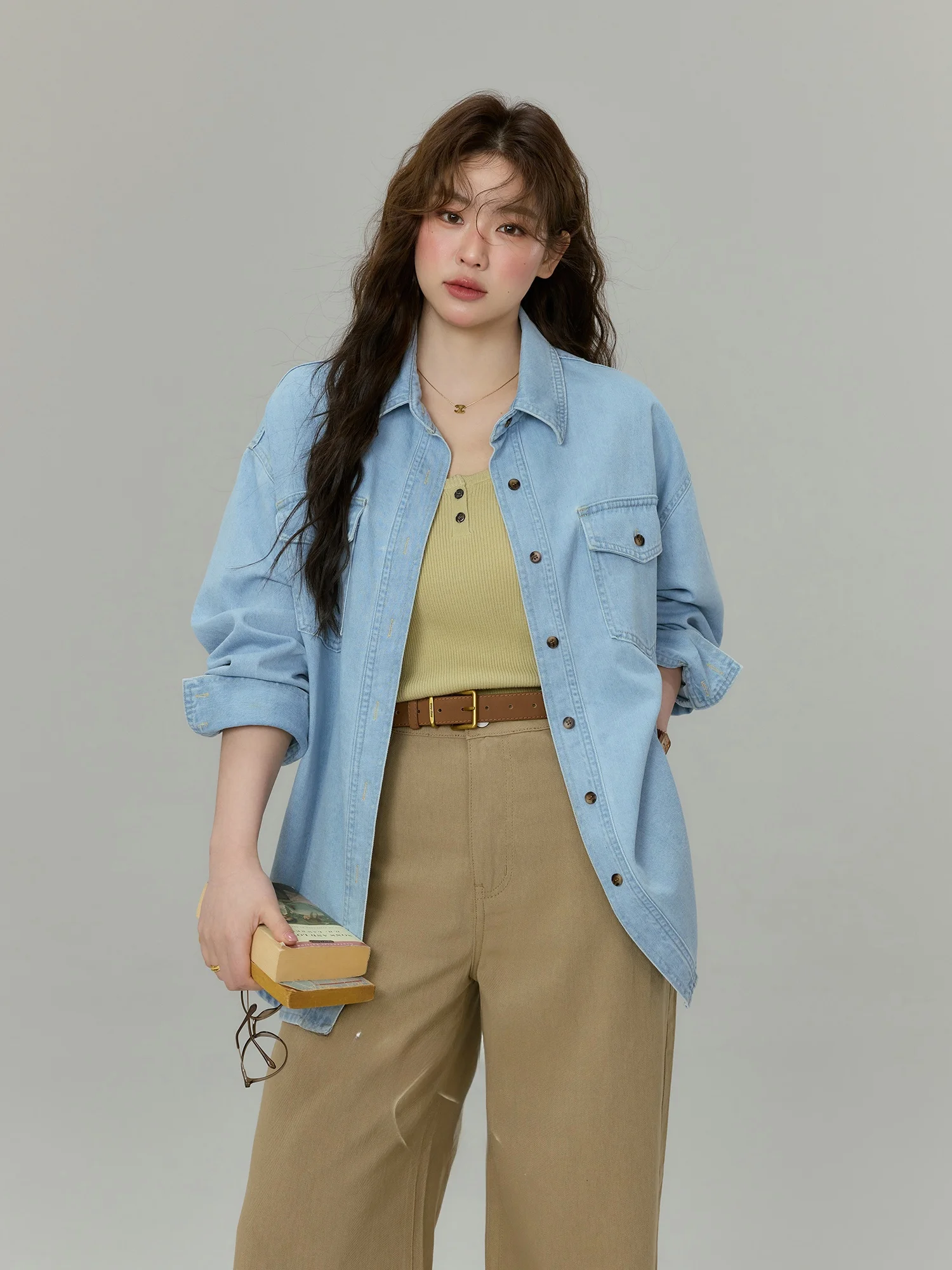 

Женская винтажная джинсовая куртка больших размеров, свободного кроя, повседневная, с длинными рукавами, с высокой талией, в корейском стиле, весна-осень