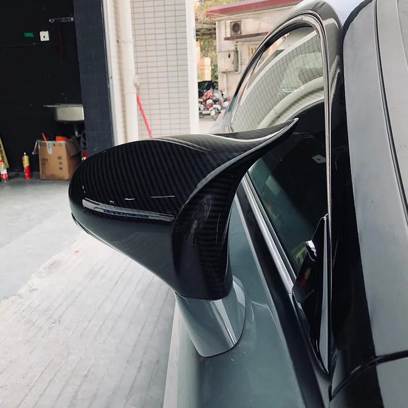

Suitable for Lexus IS horn dry carbon fiber rearview mirror case real carbon fiber protective cover modified interior and exteri
