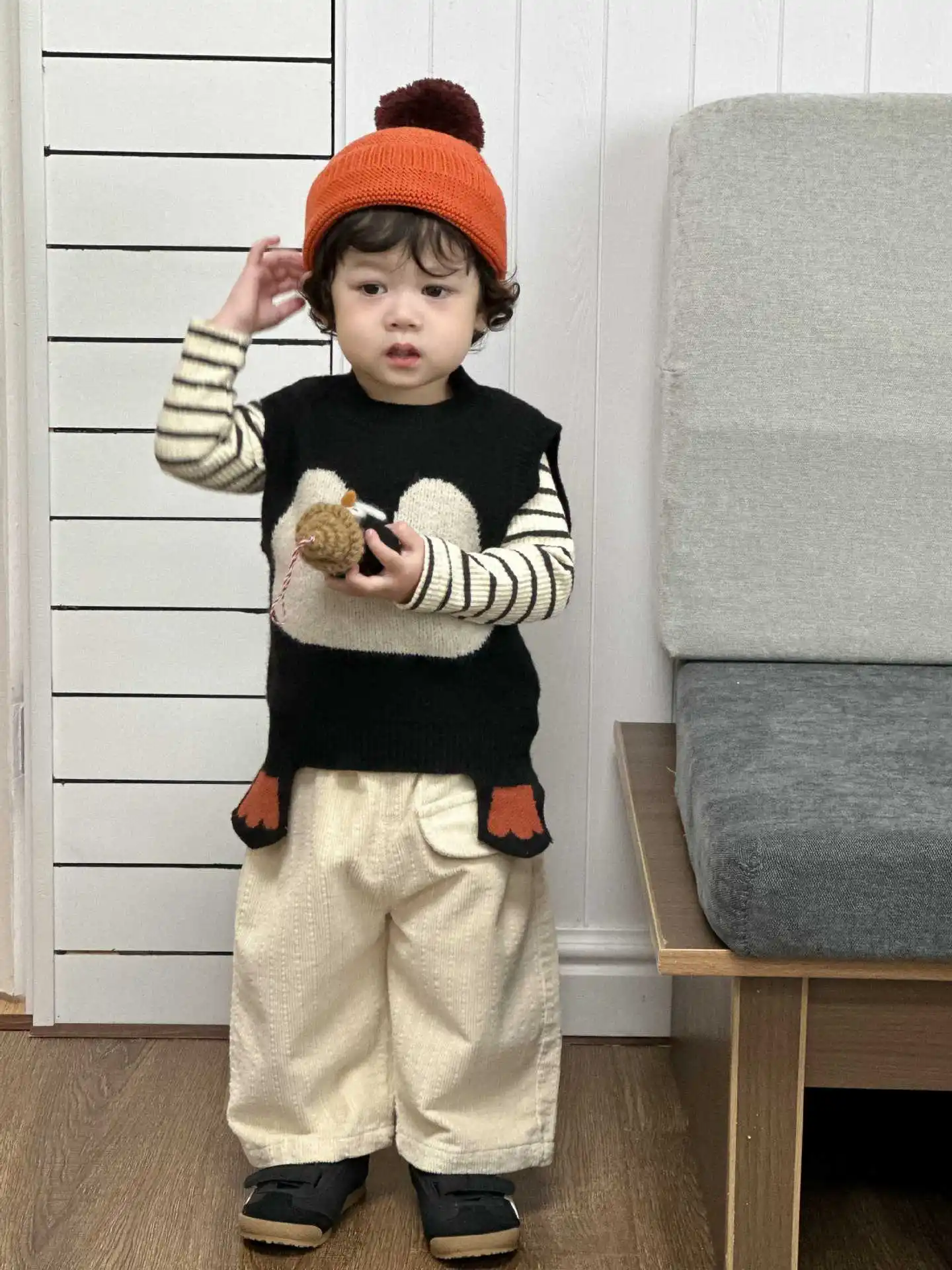 Рисунок 2 - Осень 2024, новый детский вязаный жилет без рукавов