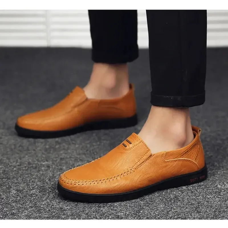 

Простые атмосферные, нескользящие и износостойкие, качественные ленивые однопедальные, легкие и дышащие лоферы.