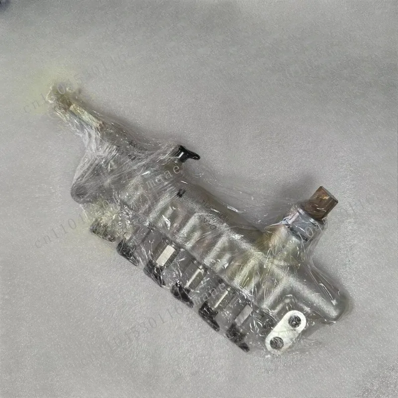 Excavator Parts 6HK1 Engine Common Rail  8976099802 8-97609980-2