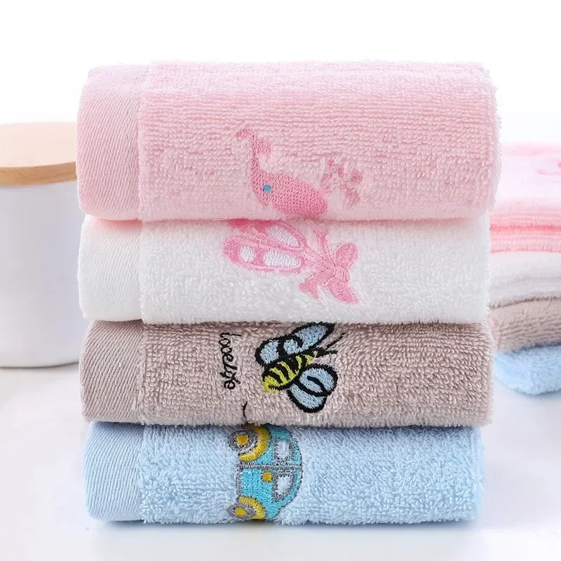 

Soft Children Towel Washcloth Baby Bathing Feeding Cartoon Embroidery Cotton Towel for Newborn Handkerchief Shower Cloth 25x25cm