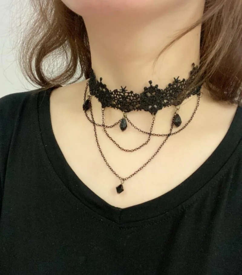 Korean Fashion Velvet Choker Necklace for Women Vintage Sexy Lace Necklace with Pendants Gothic Fashion Tassels Clavicular Chain