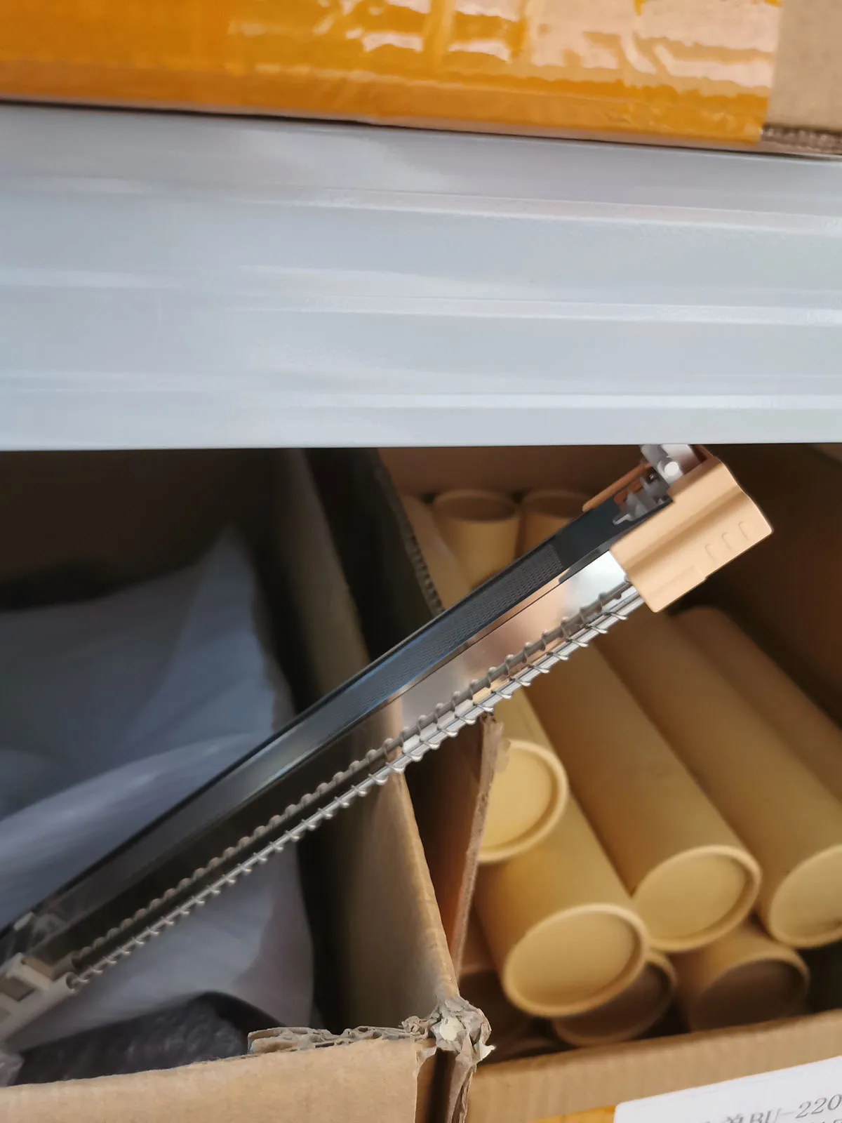 

1pcs. 013R00650 Compatible Charge Corona Unit Replacement for Xerox DC 240 250 242 252 DC240 550 560 570 C75 700 Digital Color