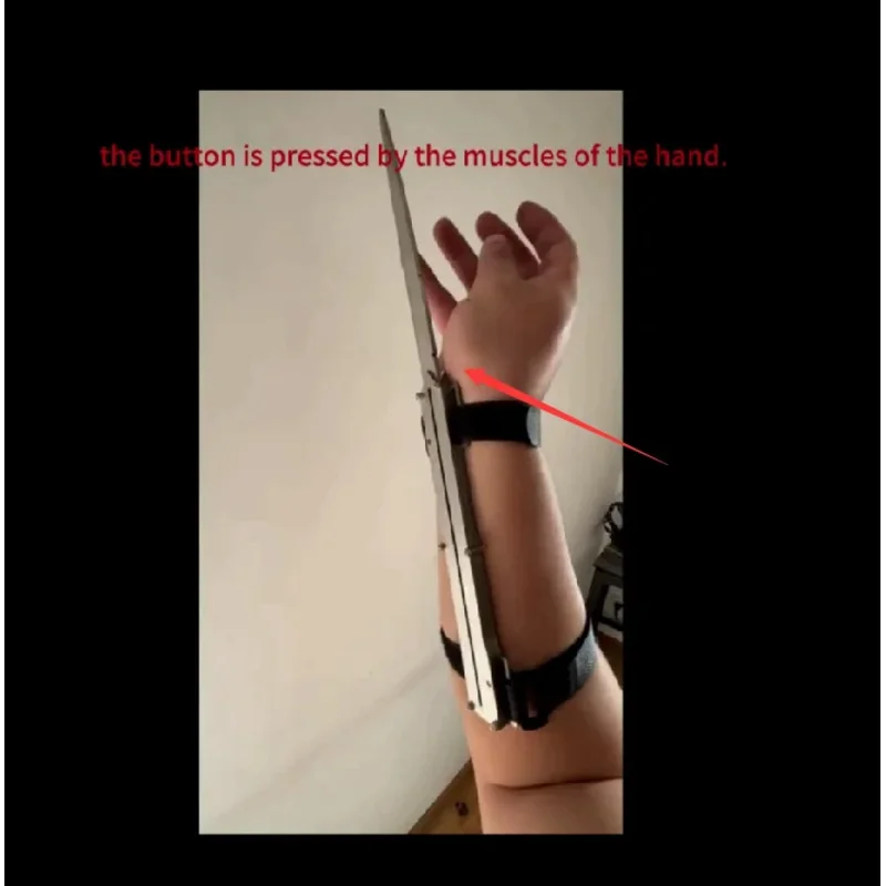 25cosnew espada de manga de metal de aço inoxidável sem fio controle de pulso espada de manga de gravidade halloween cosplay trajes adereços