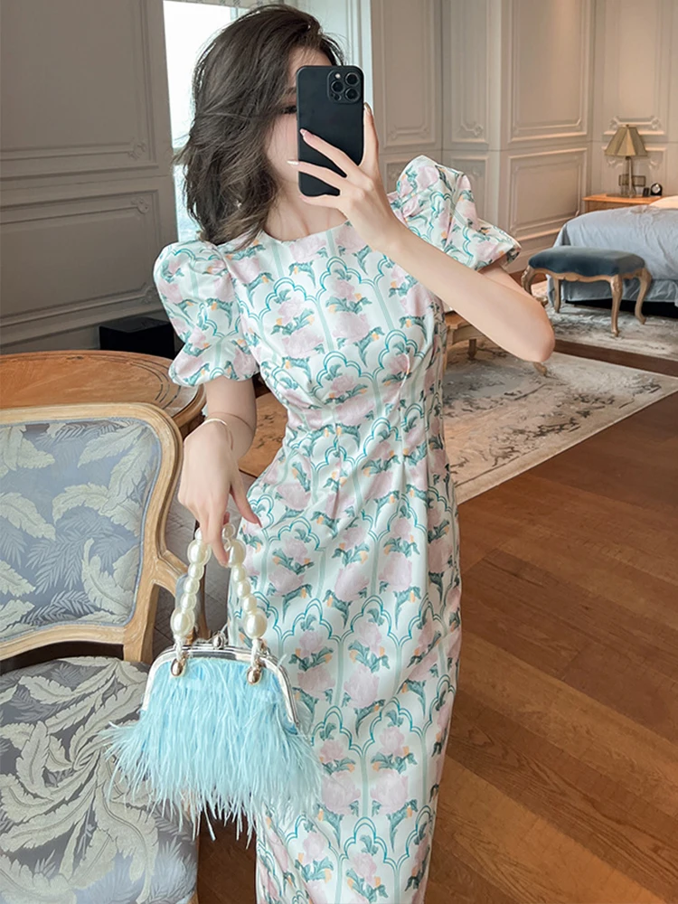 Robe longue en satin à manches courtes pour femmes, robes d'été élégantes, fleurs, rond, hanche fendue, fête, vacances, douce, éducative, pause café