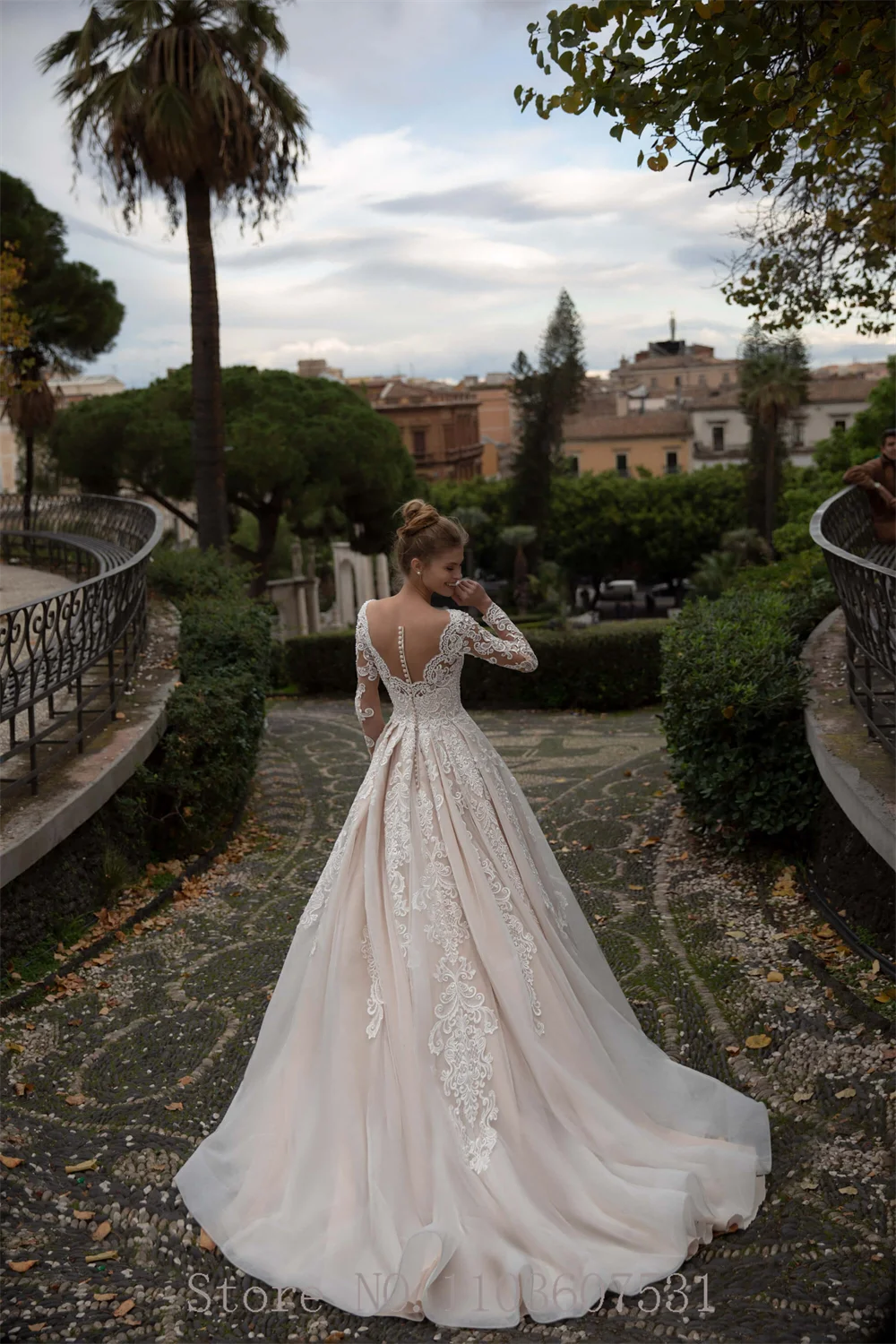 Vestido de novia de tul de encaje con apliques de cuello de corazón de lujo para mujer, línea A, manga de ilusión larga, vestido de novia