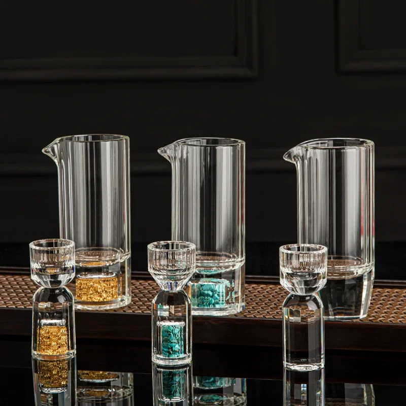 Handmade Gold Leaf Baijiu Spirits Cups Crystal Glass Decanter Set For Home Use Bullet Cups And One-bite Cups
