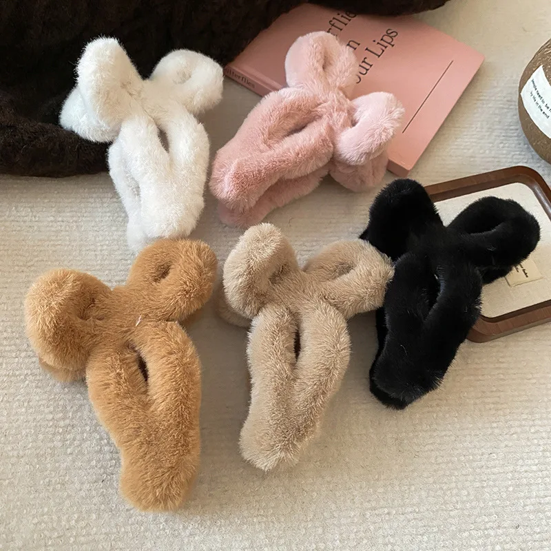 Autumn Winter New Solid Color Plush Grab Clip Hairpin Back Head Hair Shark Clip Girlfriends with Gentle Fashion Hair Accessories