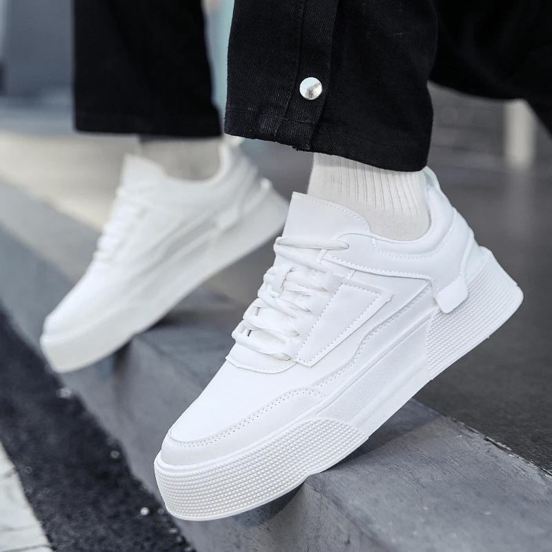 White Shoes Men Couple Casual Skateboard Shoes Comfortable Sneakers Men's Fashion Shoes Trendy Thick Soled Shoes Plus Size 39-47