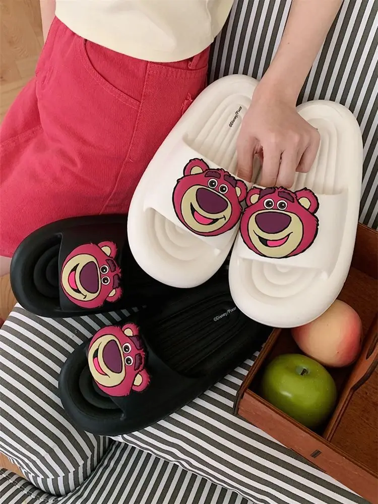 2024 new child shoes plus size Anti Slip Home Men And women sandals Summer Couple Strawberry Bear Lotso Cool Slippers