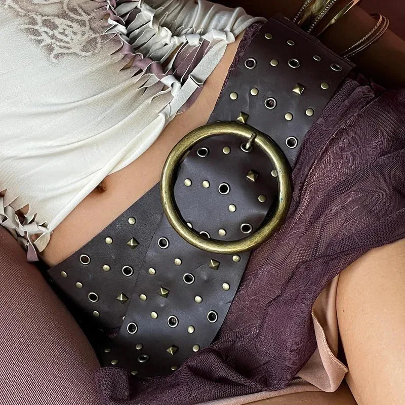 

Rivet Popular Ring Vinatge Punk Style Crop Belts Female Fashion Hollow Out Decorative Concave-Shaped Belt Street