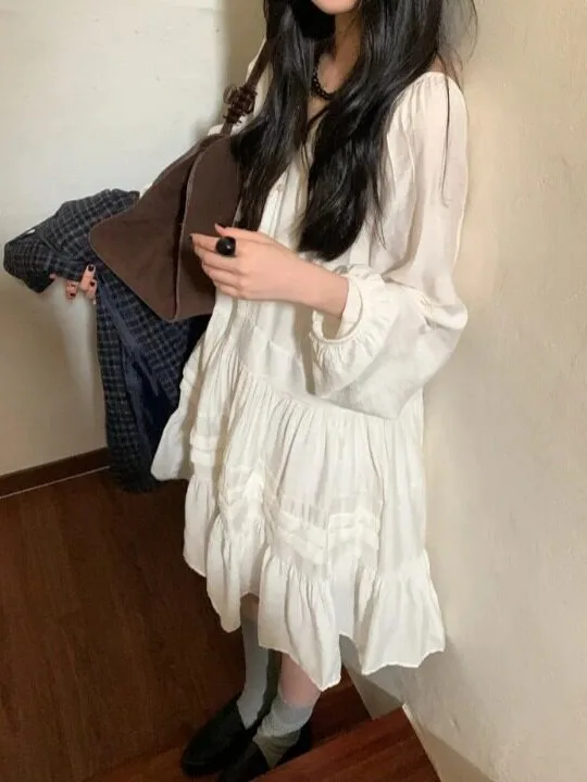 Fashionable Minimalist Splice Design Waist-Cinching Long Sleeve Dress Women's Elegant Base Layer White Dress Spring Season