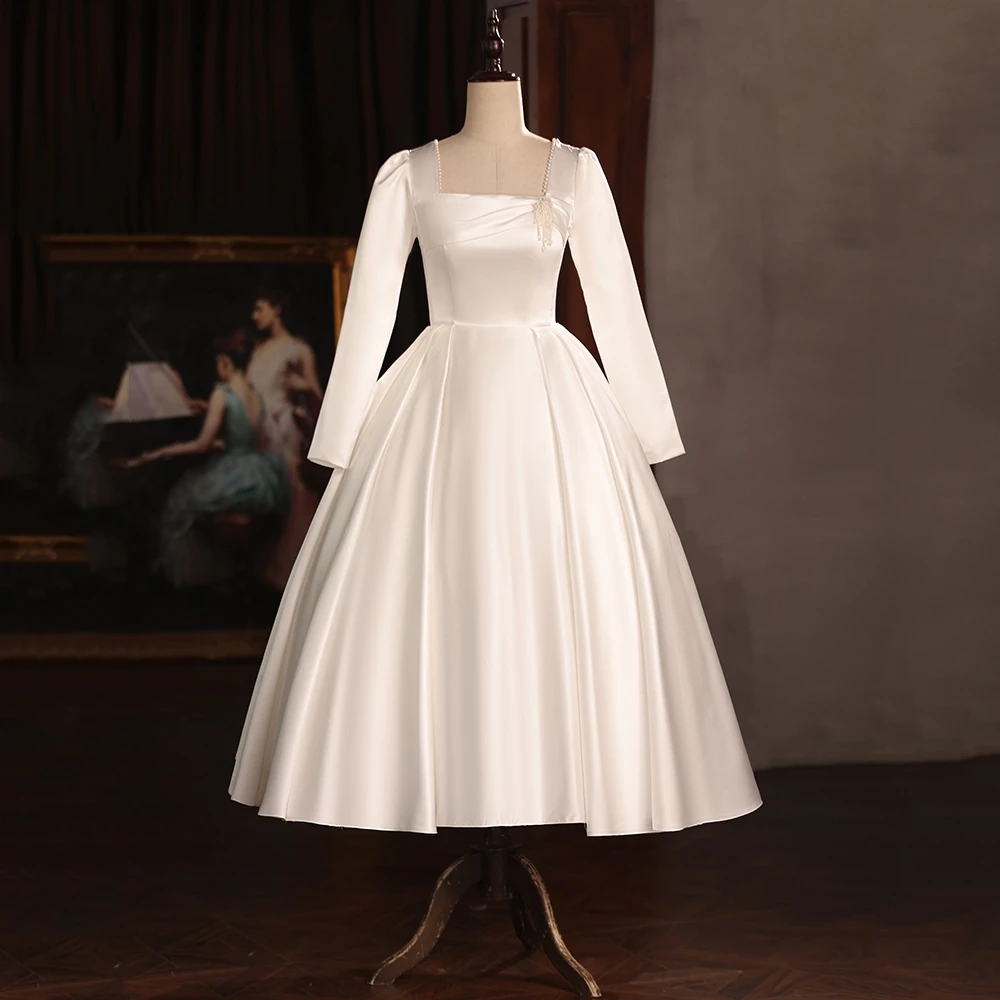 Robe de mariée en satin A-ligne élégante pour petite mariée, encolure de la présidence française