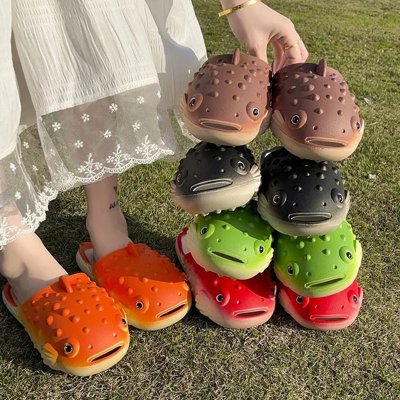 2026 New Creative Funny Pufferfish Slide Slippers Women Summer Cartoon Anti Slip Flat Sole Outdoor Fashion Casual Beach Shoes