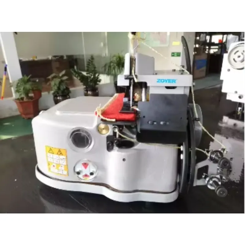 ZY2502K Industrial Heavy Duty Carpet Chainstitch Overlock Sewing Machine For Blanket With Knife