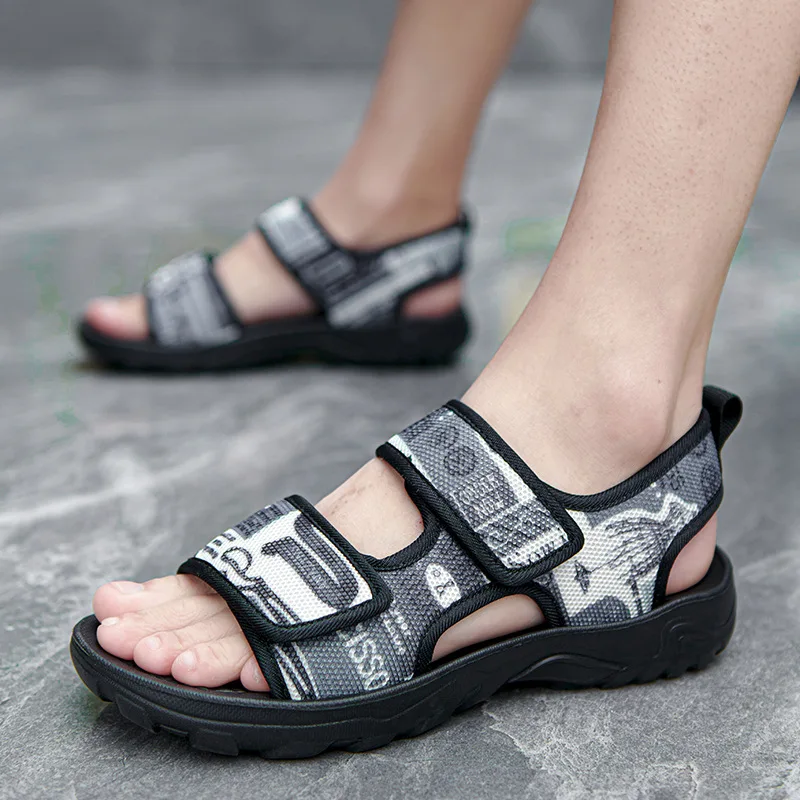 

Large Size Beach Sandals for Men Durable Breathable Outdoor Men Shoes
