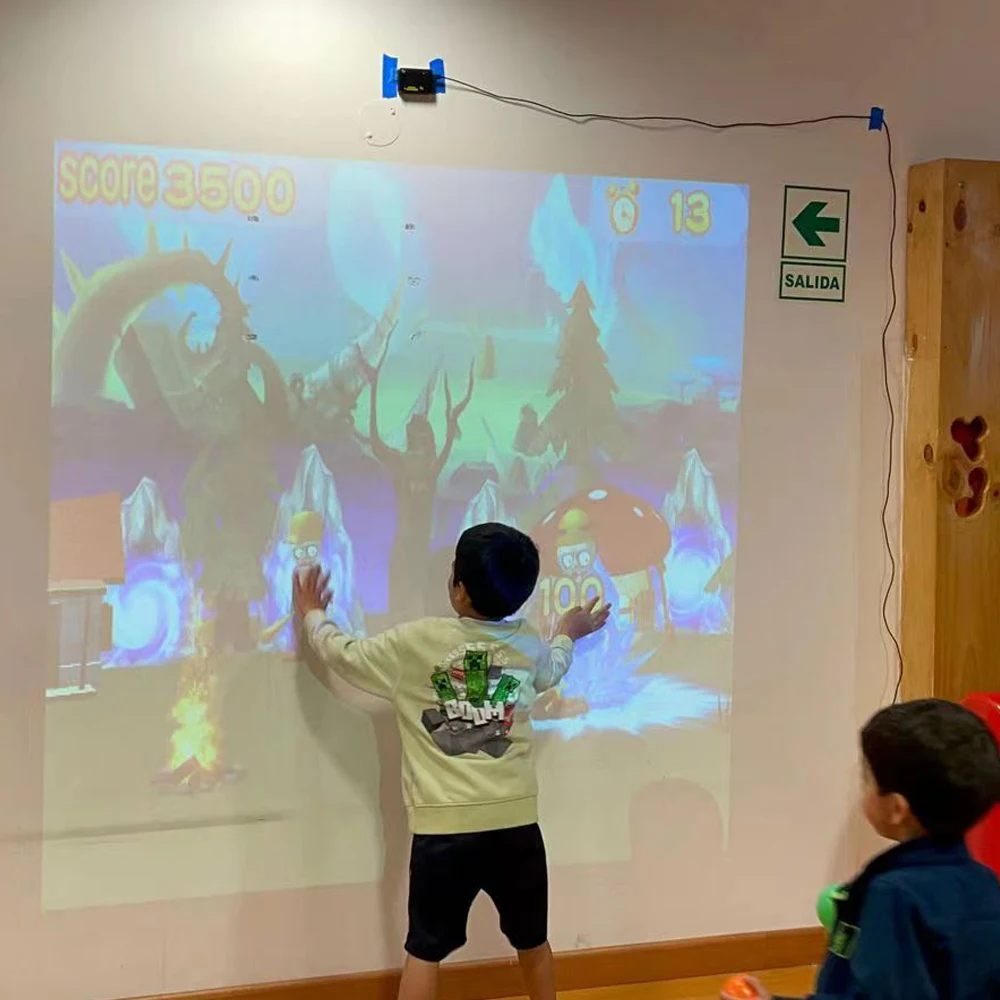 3D Virtuele Touch Interactieve Whiteboard Systeem Draagbare Speeltuin Projectiescherm Amusement Center Magic Muur/Vloer Spel