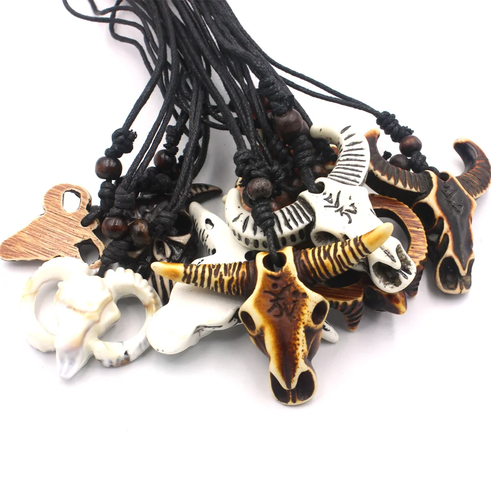 10pcs/lot Retro Sheep Skull Bone Design Necklace Imitation Yak Bone Cow\'s Skull Necklace Goat Skull Pendant Jewelry Accessories