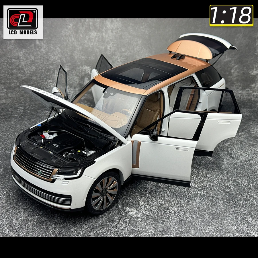 LCD 1/18 scale new 2022 for Range Rover SV SUV Metal static decoration Holiday gift collection for friends