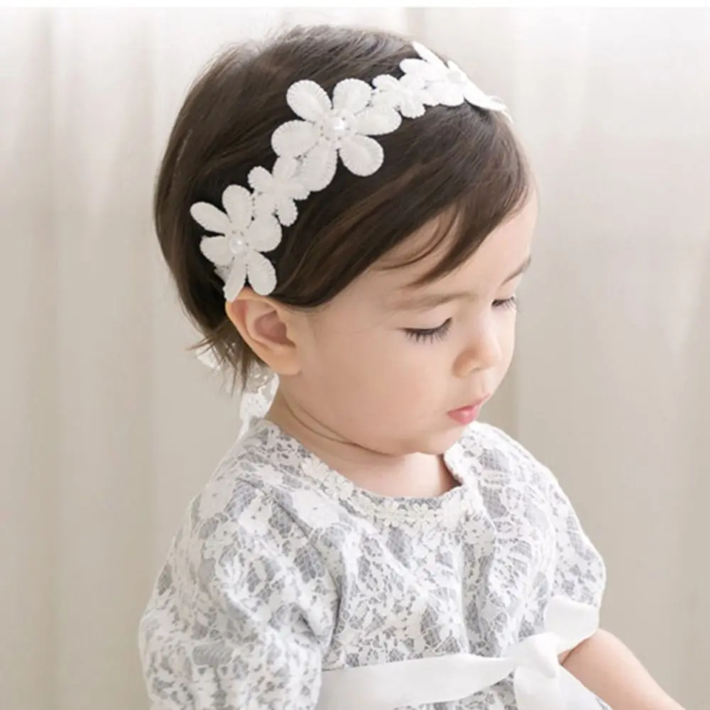 Diadema de perlas para bebé recién nacido, flor de encaje blanco, diadema elástica hecha a mano para niña, diademas para niño pequeño