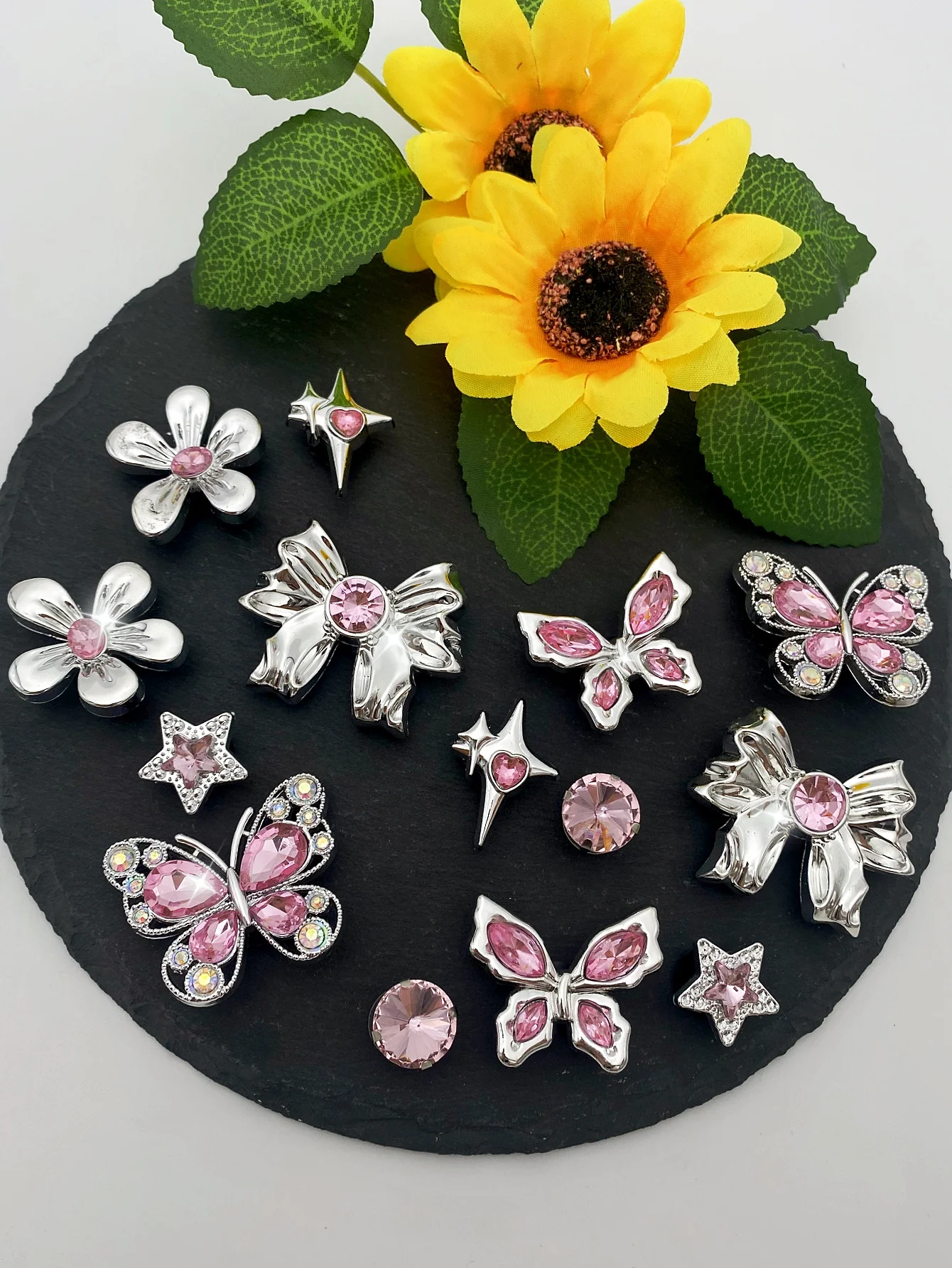 14 pieces of pink ABS diamond butterfly, flower, star, bow, five-pointed star shoe buckles, DIY decorations, multi-functional sh
