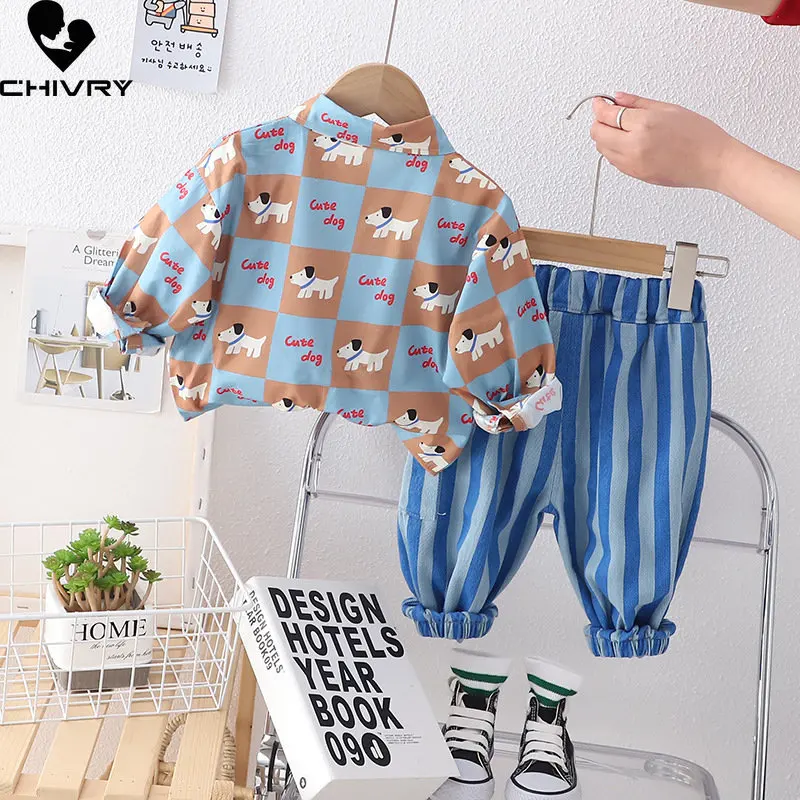 Set di abbigliamento per ragazzi nuovo 2023 primavera autunno bambini moda Cartoon risvolto camicie top con pantaloni a righe ragazzi Casual set di due pezzi