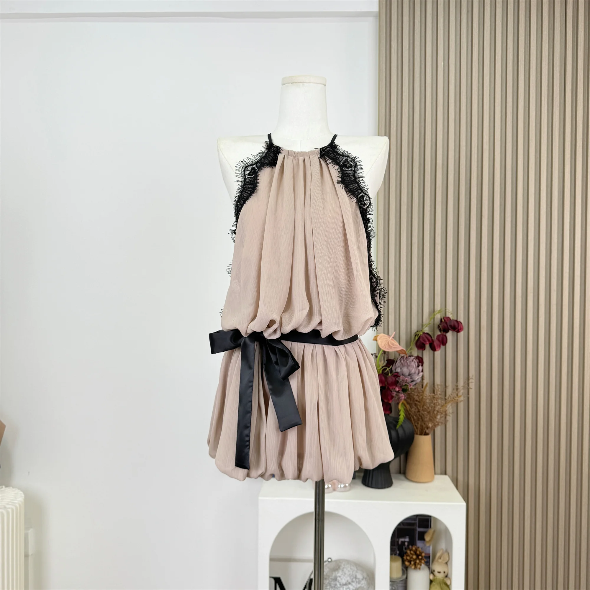 

Кружевное лоскутное женское платье с лямкой на шее, лето 2022, трапециевидной формы с поясом на талии, юбка с цветочным бутоном, короткое платье в корейском стиле N883