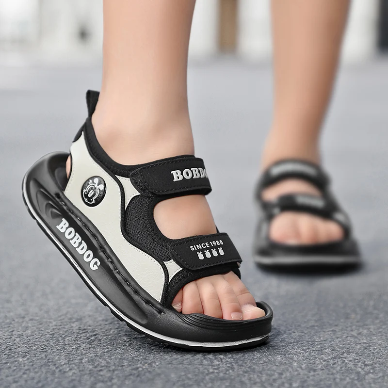 

Новые летние детские сандалии для мальчиков, милые мультяшные туфли, нескользящие, для детей, школьников, пляжные сандалии, нескользящие спортивные туфли для малышей.