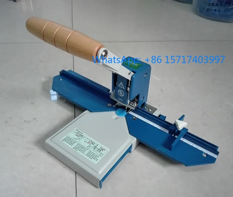 Taiwan imported AIDOX AD-1 manual fillet machine, corner cutting machine, hanging calendar hole