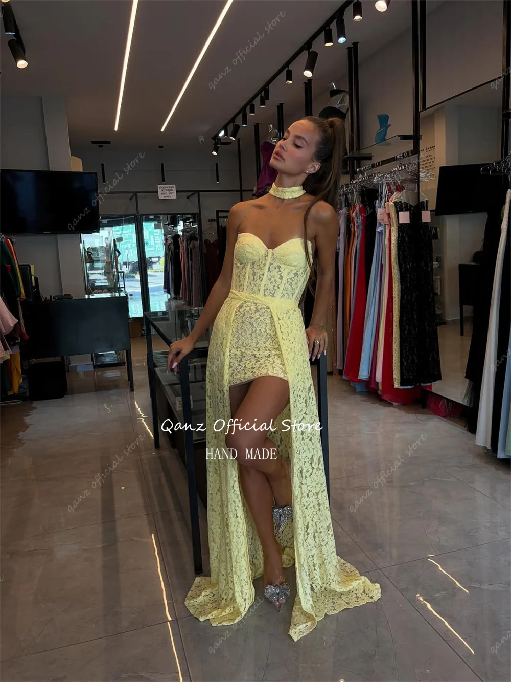 فساتين سهرة دانتيل ساحرة من Qanz مزينة باللون الأصفر رداء صغير De Soirée قابل للانفصال ذيل طويل رداء حفلات قصير مخصص