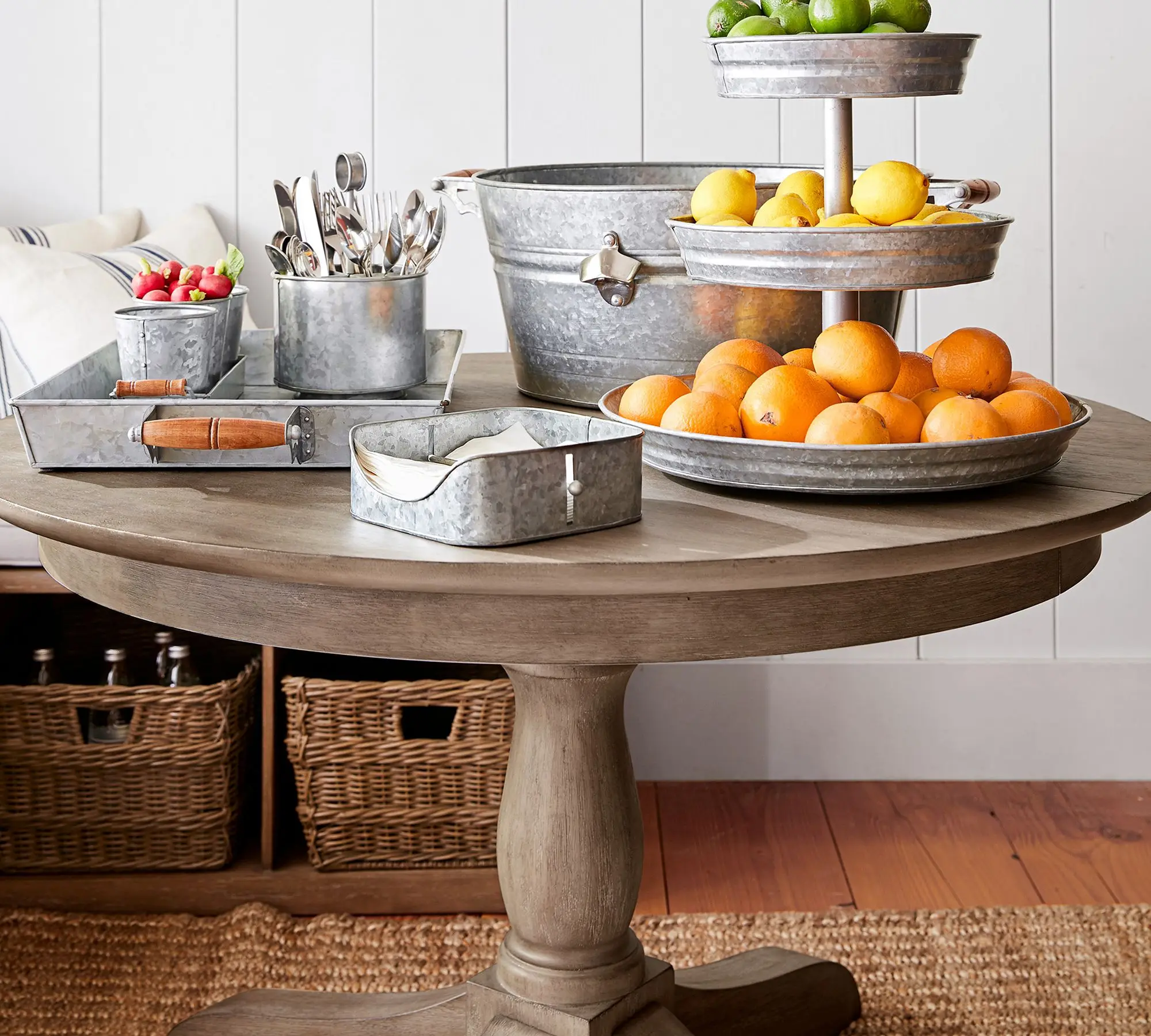 

eu-New Luxury Modern Dining Table Kitchen Furniture Solid Oak Wooden Dining TableAmerican Country Round Table%