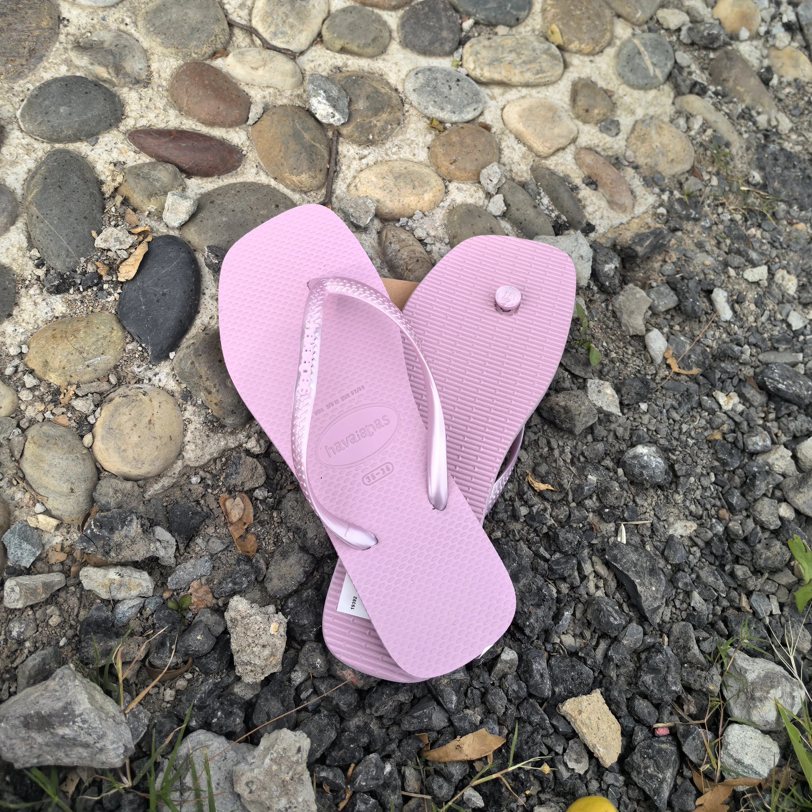Summer 2025 New Women's Square Toe Flip Flops Outdoor Beach Sandals Luxury Women's Casual Slippers Size 35-42 Women's Shoes image 2
